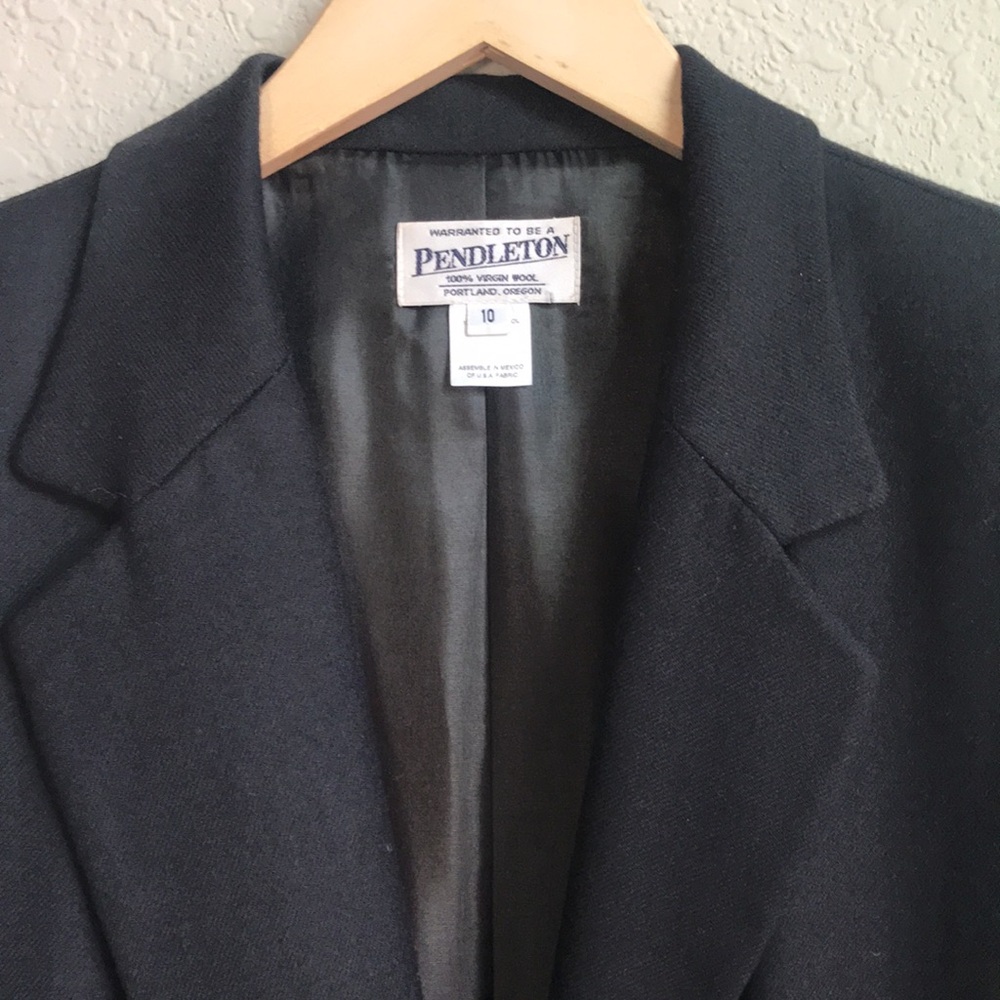 Pendleton Women’s Black 100% Virgin Wool Blazer J… - image 3